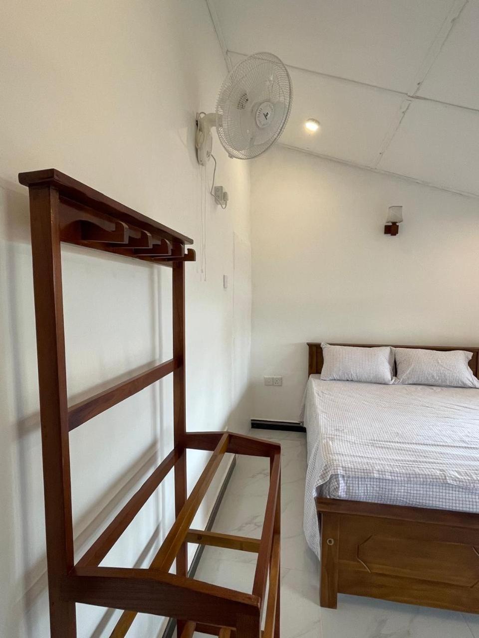 Upali'S Place 康提 外观 照片